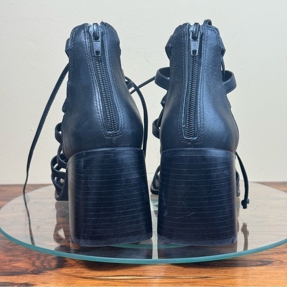 NEW Steve Madden Cherri30 strappy Sandal - black leather - Picture 11 of 16